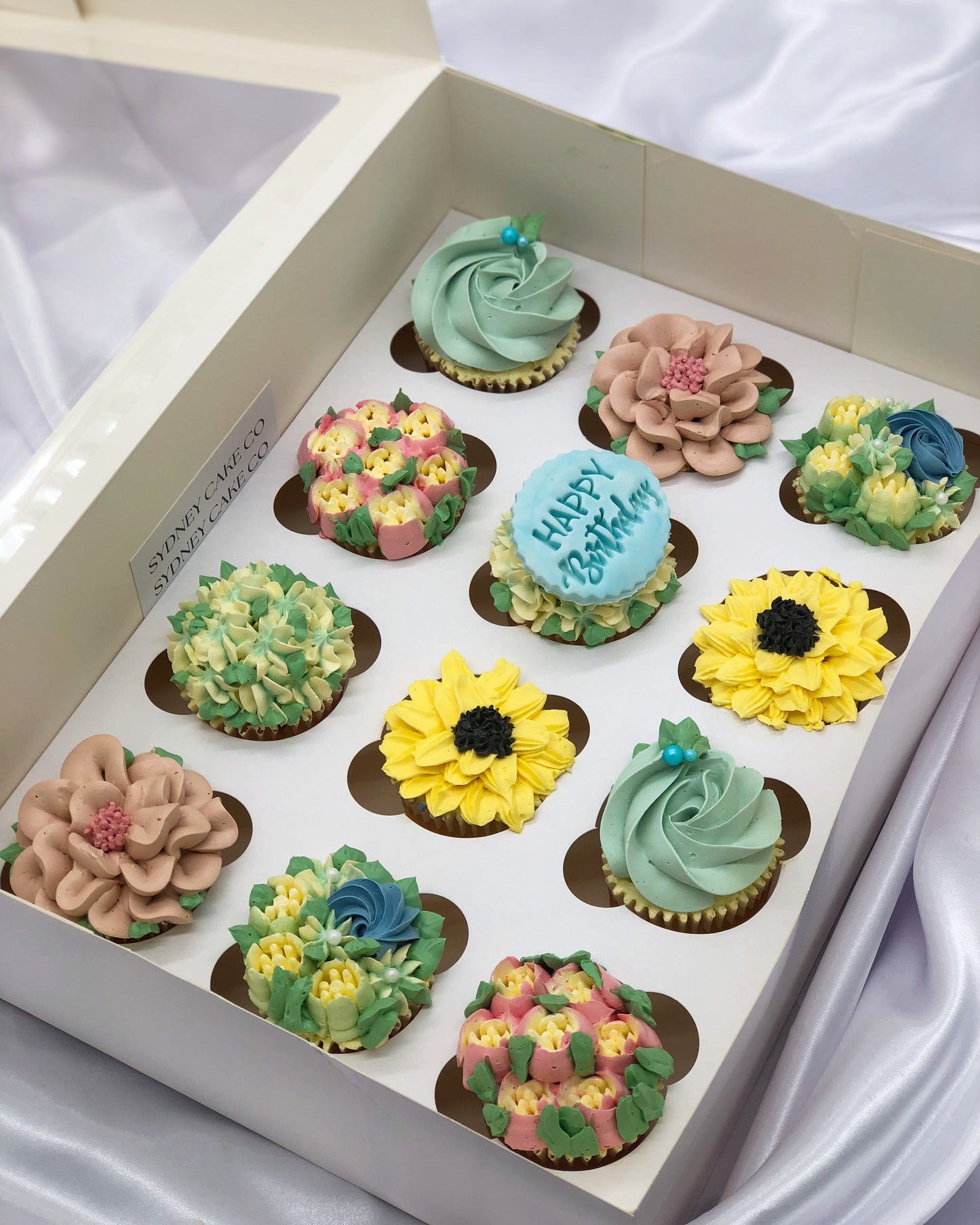 Floral cupcake