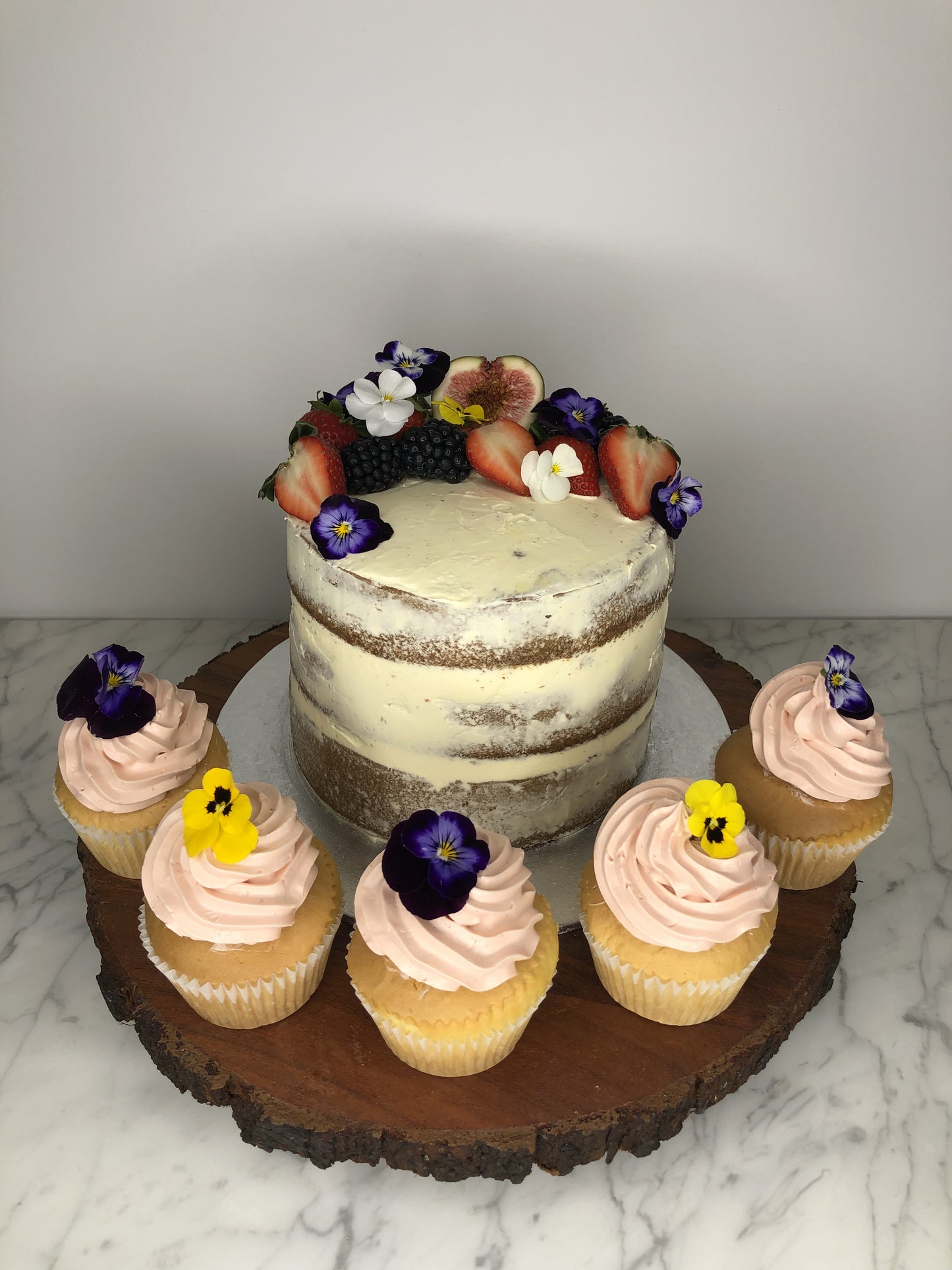 Set of Edible Flower Cupcakes and Naked cake